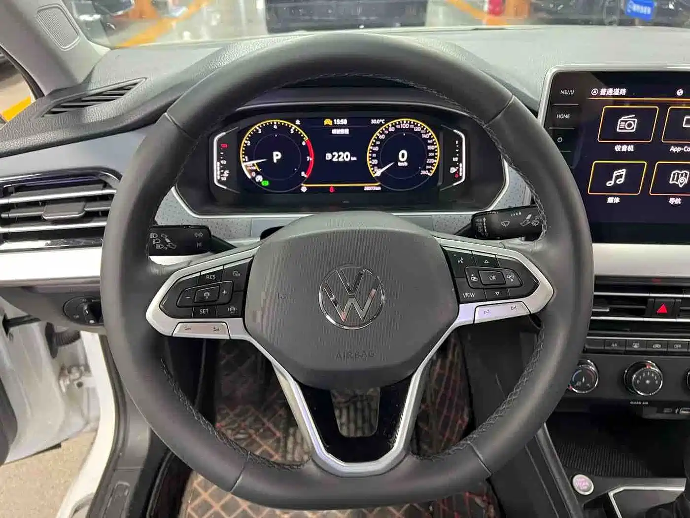 Volkswagen Lavida 2024 Model 1.5L Automatic Starlight 5 Million Edition фото 7
