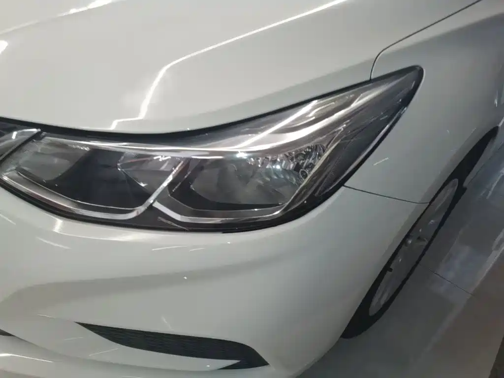 Chevrolet Cruze 2018 2018 320 Automatic Pioneer Sunroof Edition