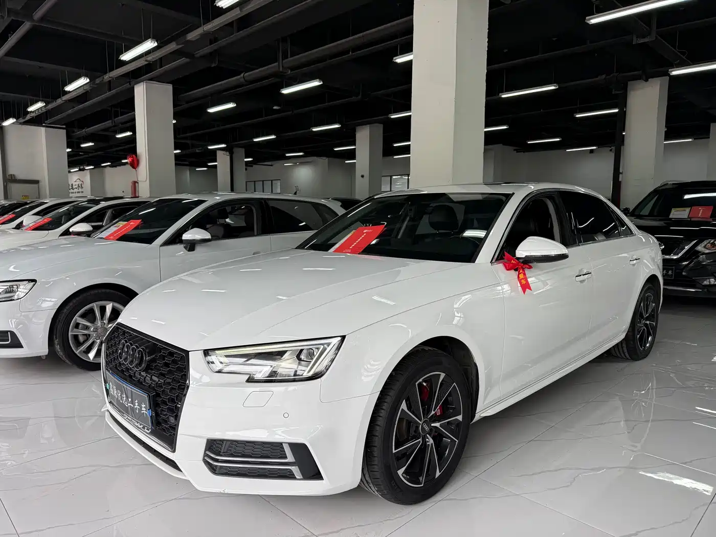 Audi A4L 2019 40 TFSI Progressive (China V)