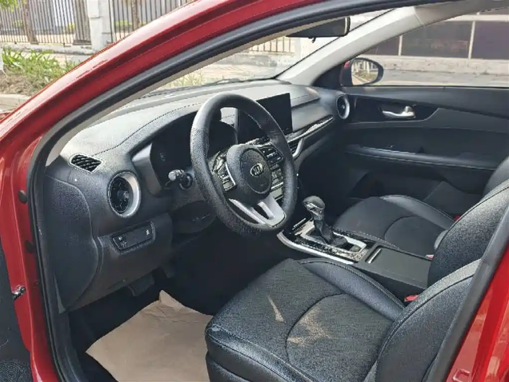 Kia K3 2019 1.5L CVT Luxury Version фото 8