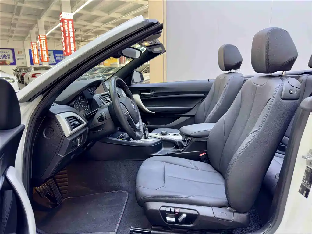 BMW 2 Series (Import) 2017 220i Convertible Coupe Leading фото 5