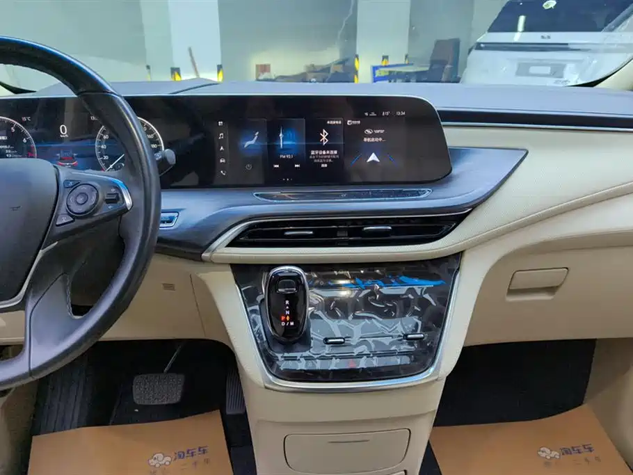 Buick GL8 2022 ES Landmark 653T Premium фото 13