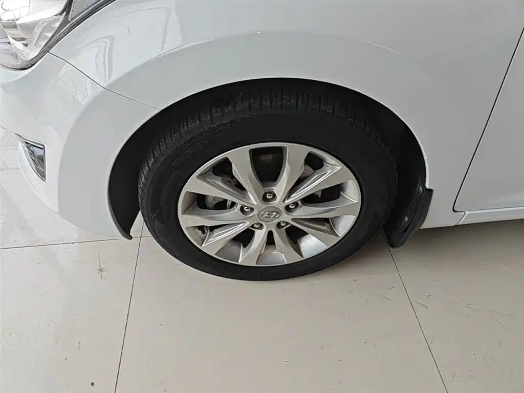 Hyundai Langdong 2016 1.6L Automatic Premium Edition фото 23