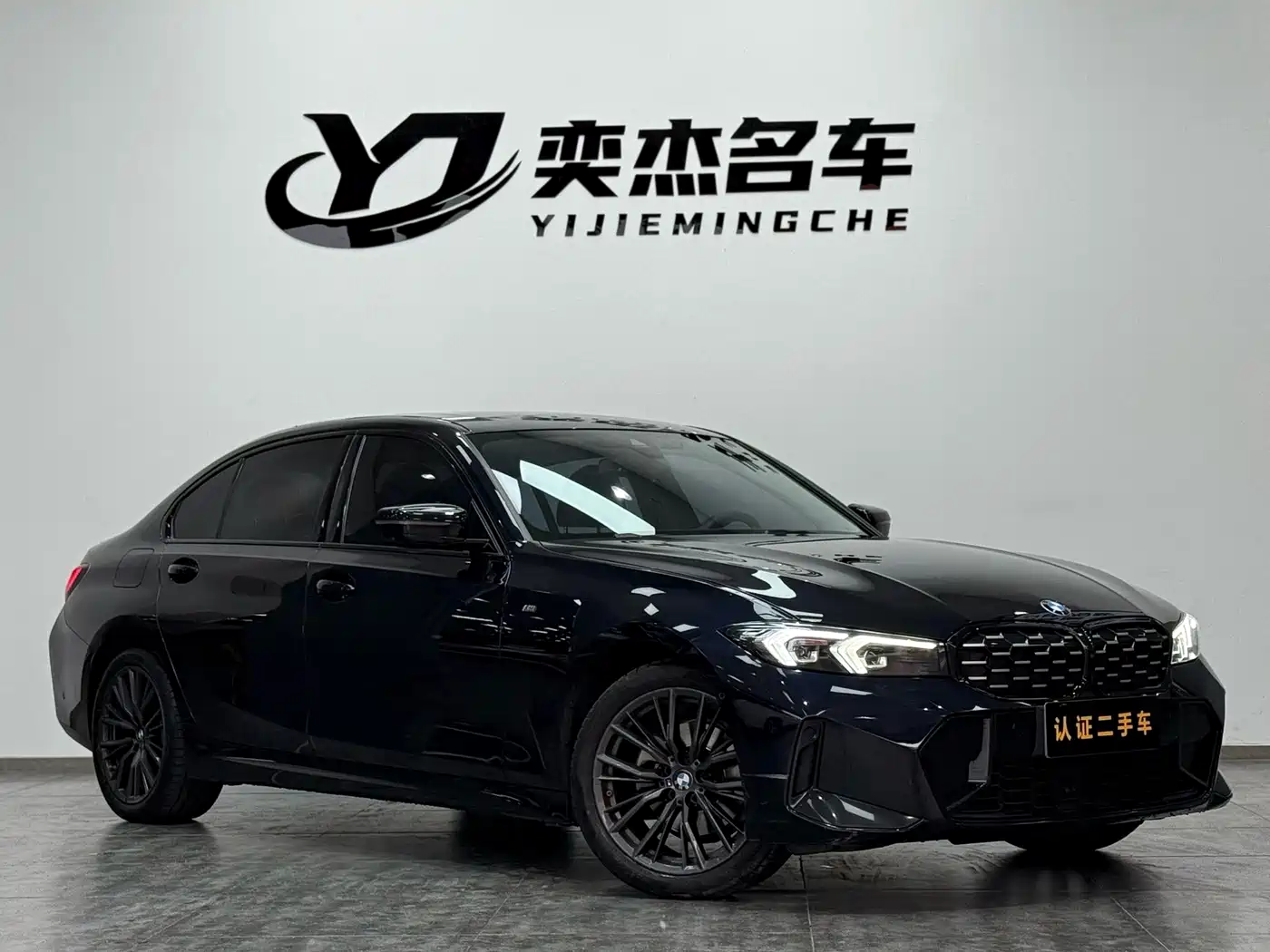 BMW 3 Series 2023 325Li M Sport Black Night Package фото 3