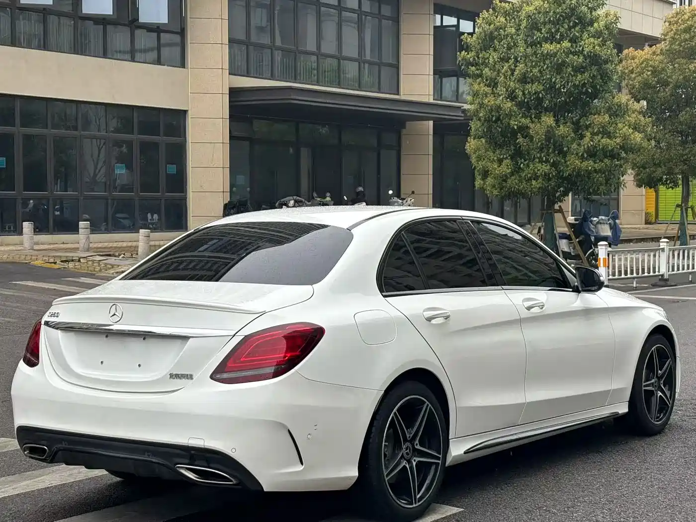 MERCEDES-BENZ C CLASS