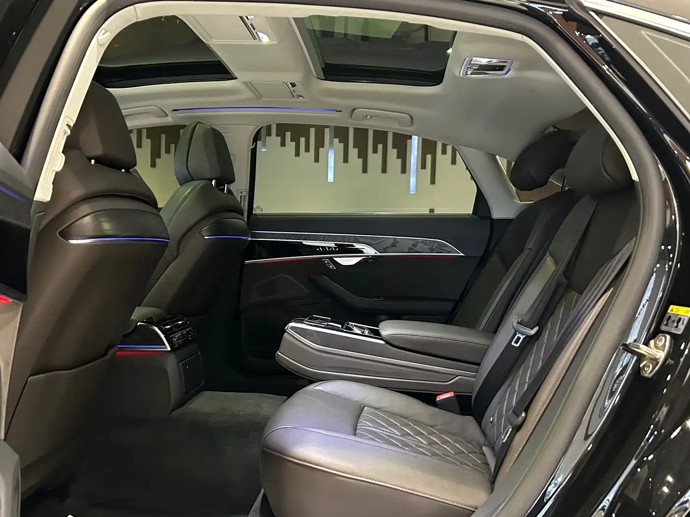 Audi A8 2021 A8L 50 TFSI quattro Comfort фото 22