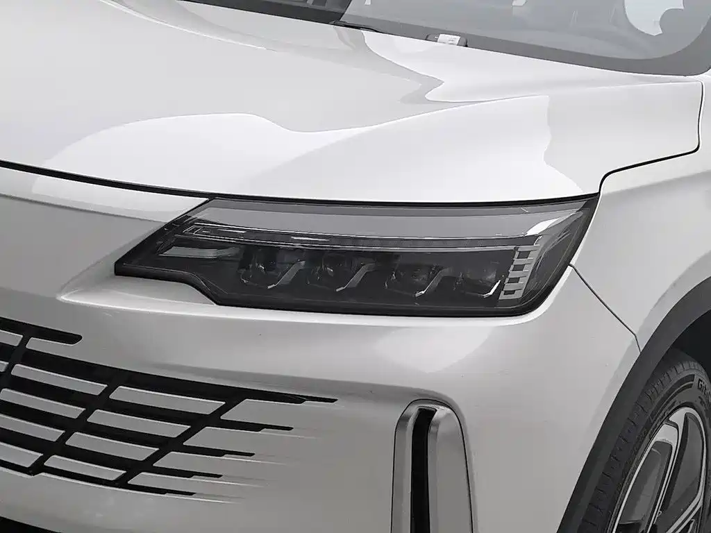 Skyworth Auto Skyworth HT-i 2024 2023 1.5L PHEV 115KM Smart Dragon Edition