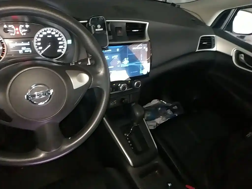 Nissan SYLPHY, миниатюра 13