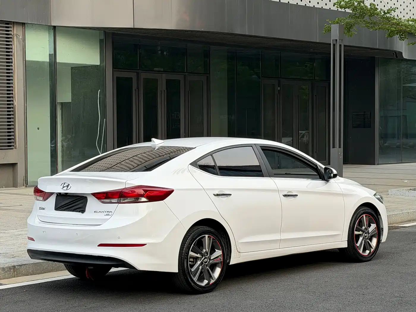 HYUNDAI LEAD