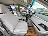 Photo 11 - Toyota Sienna
