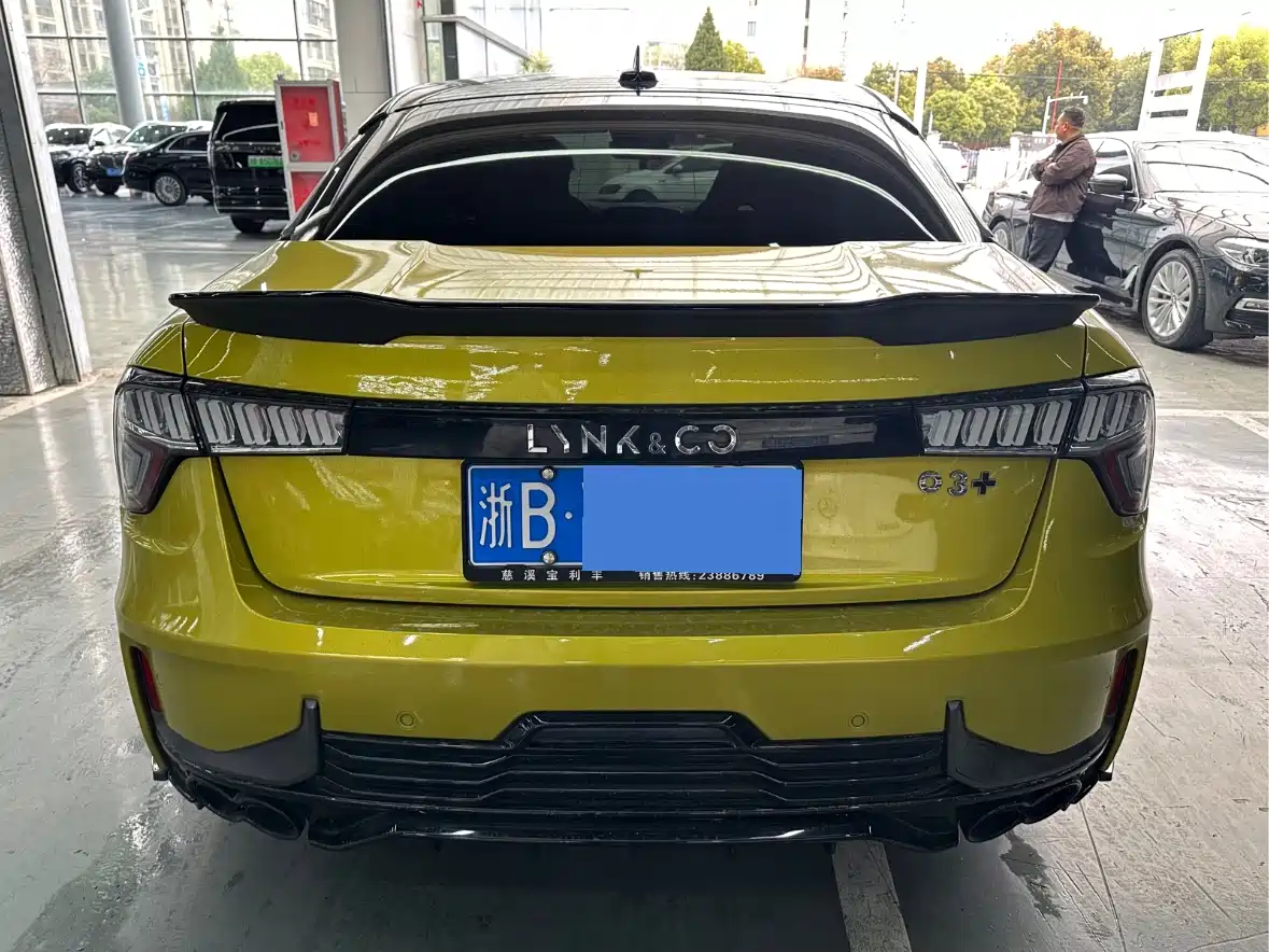 Lynk & Co 03 2021 03+ 2.0TD Auto Performance Package Edition фото 25