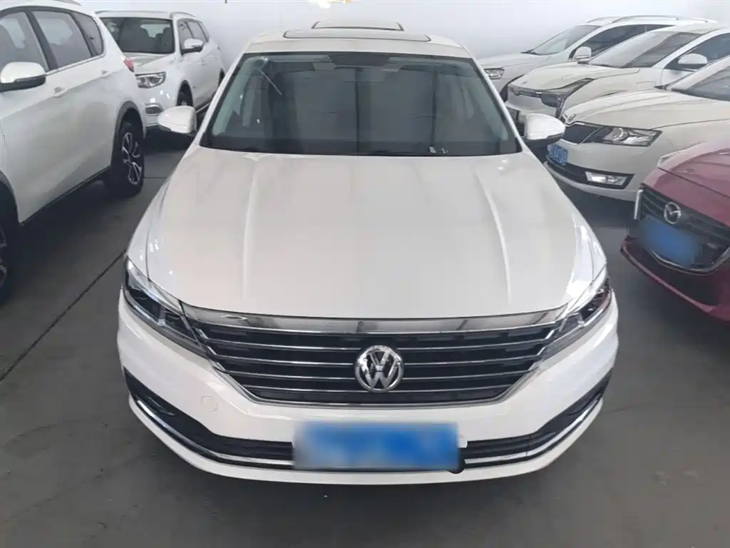 Volkswagen Lavida 2019 1.5L Automatic Comfort Edition China VI фото 3