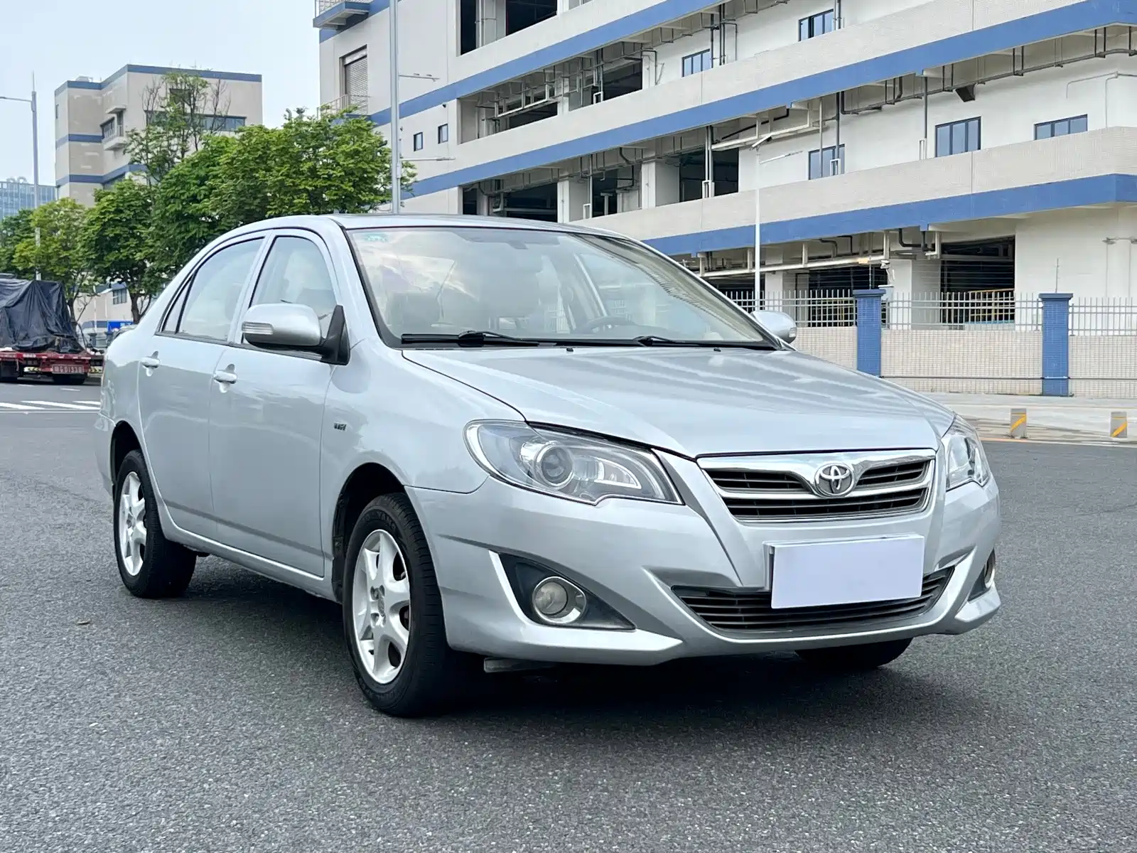 Фото 3 - Toyota Corolla