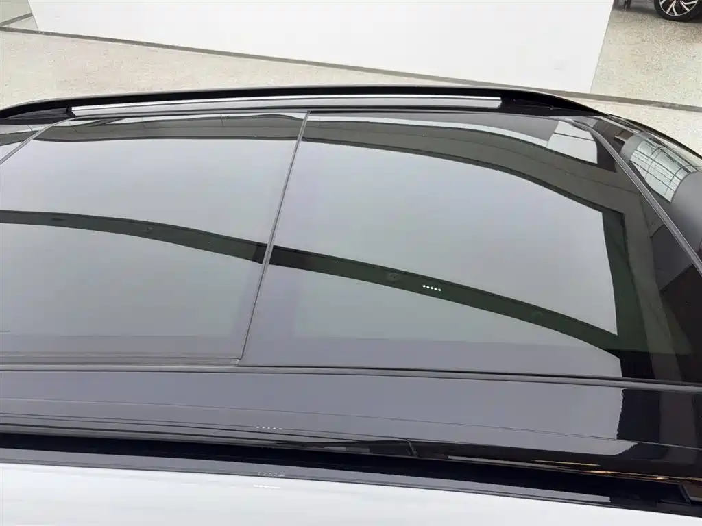 Volkswagen Tharu 2024 300TSI 2WD Moon Premium Edition фото 16