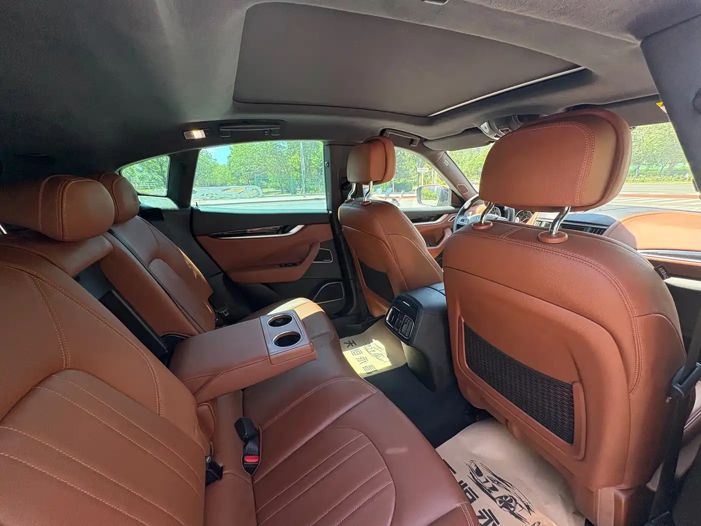 Maserati Levante 2021 3.0T Standard Edition фото 6