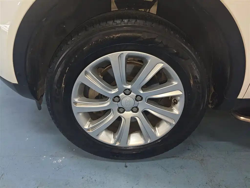 Land Rover Discovery Sport 2019 240PS SE Edition China VI фото 25
