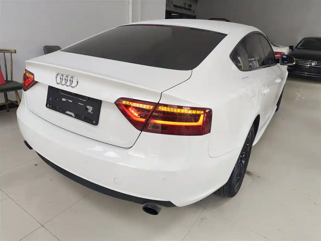 Audi A5 (Import) 2013 Sportback 40 TFSI фото 7