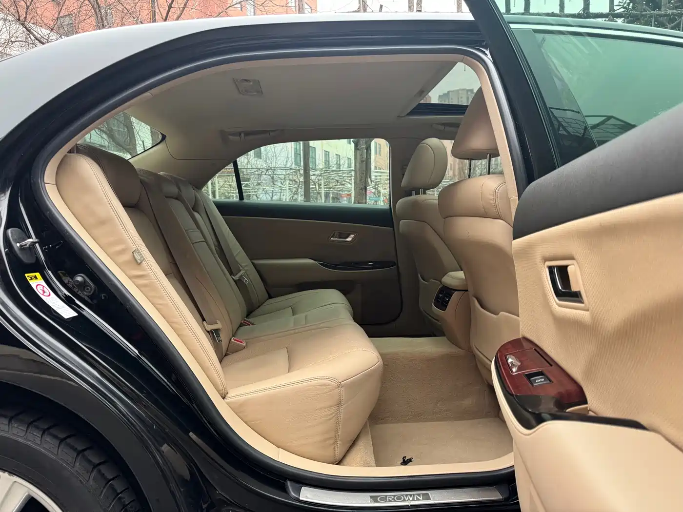 Toyota Crown 2010 2.5L Royal Leather Sunroof Navigation фото 11