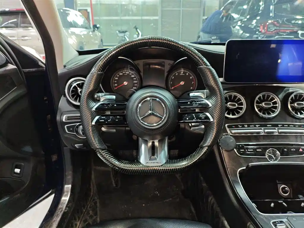 Mercedes-Benz C-Class 2017 Facelift C 200 L Sport Edition фото 4