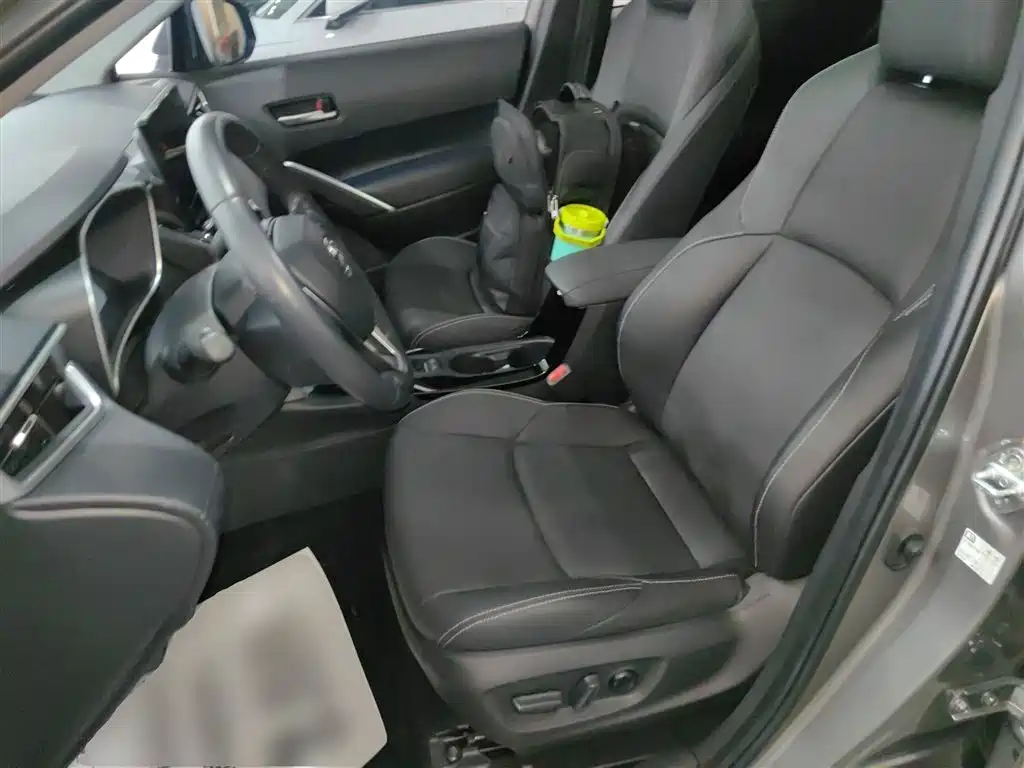 Toyota Frontlander 2023 2.0L Smart Hybrid Dual Engine Prestige Edition фото 15