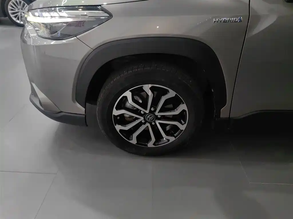 Toyota Frontlander 2023 2.0L Smart Hybrid Dual Engine Prestige Edition фото 23
