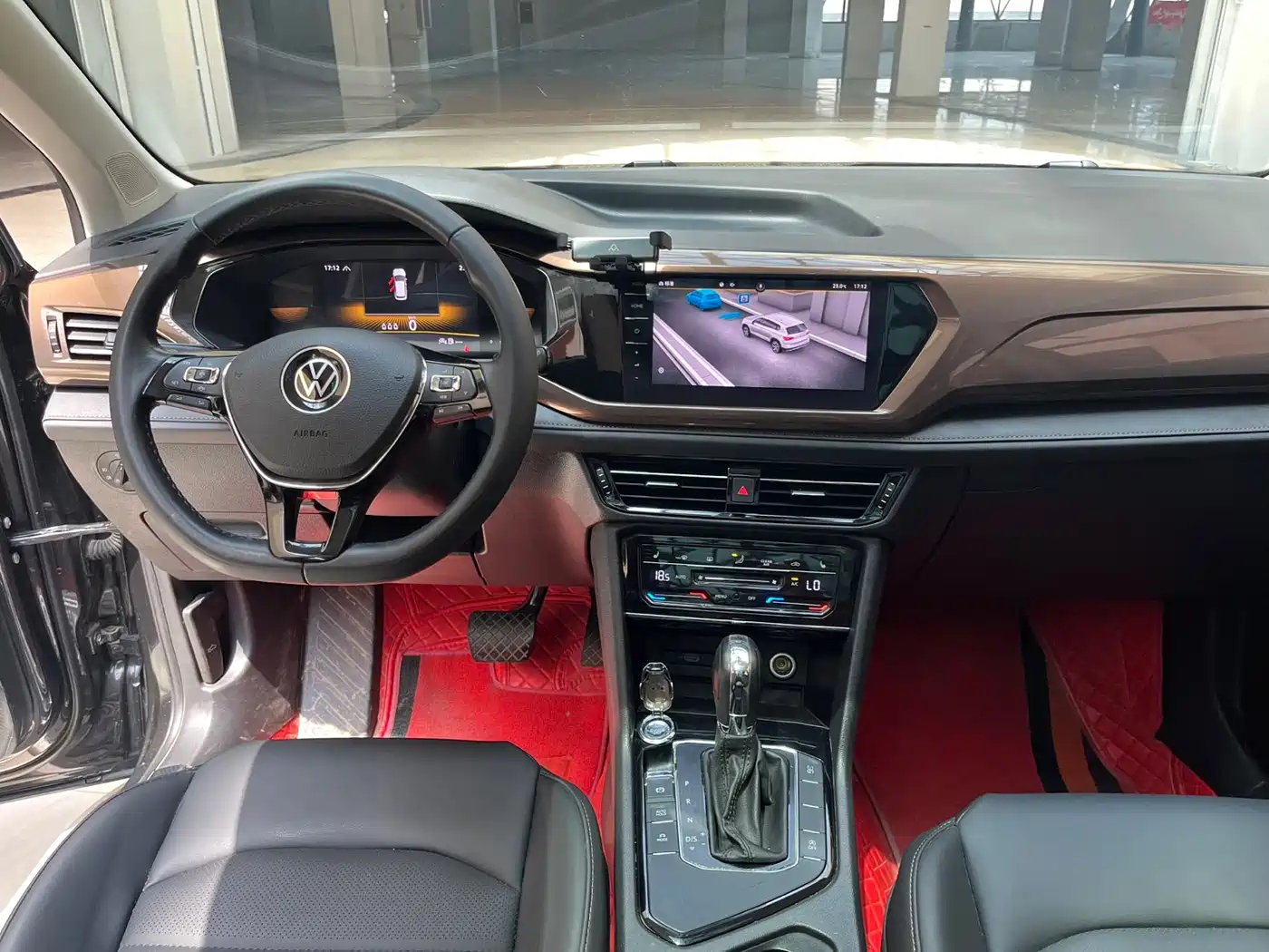 Volkswagen Tharu 2022 280TSI FWD Luxury Edition фото 9