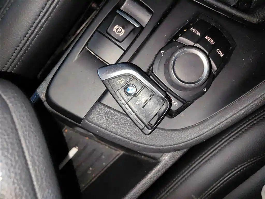 BMW X1 2019 sDrive18Li Fashion Model фото 17