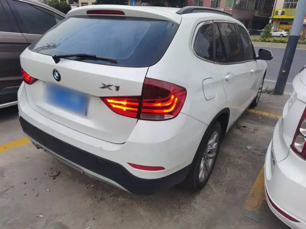 BMW X1 2015 Model sDrive18i Fashion Advanced Edition фото 7