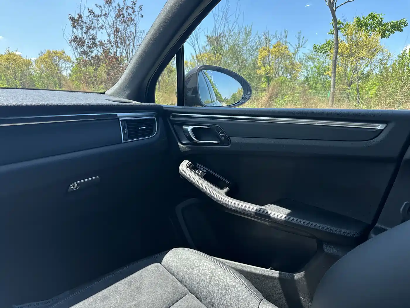 Porsche Macan 2017 Macan 2.0T фото 17