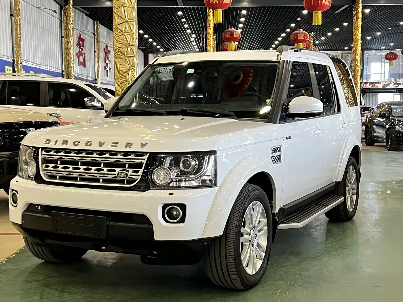 Land Rover Discovery 2016 3.0 SC V6 HSE
