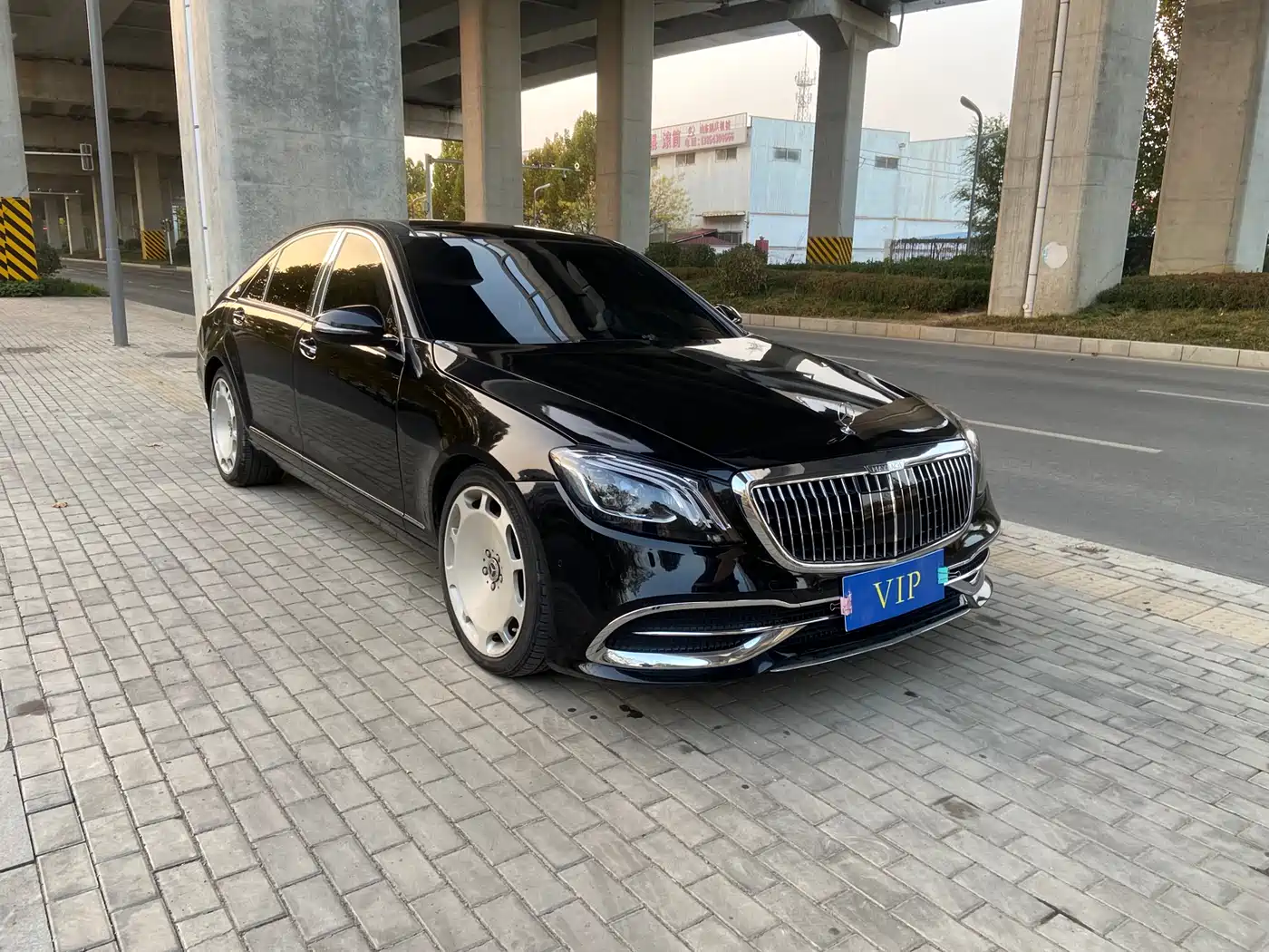 Mercedes-Benz S-Class фото 4