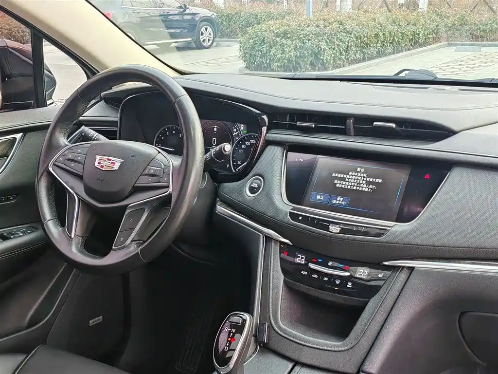 Cadillac XT5 2018 25T Luxury фото 12