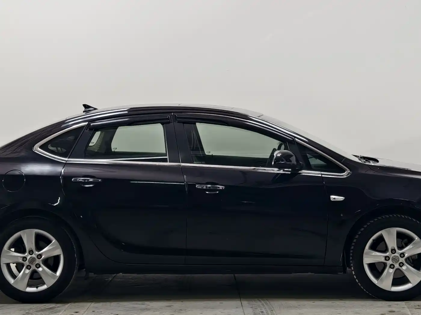 Photo 7 - Buick Excelle