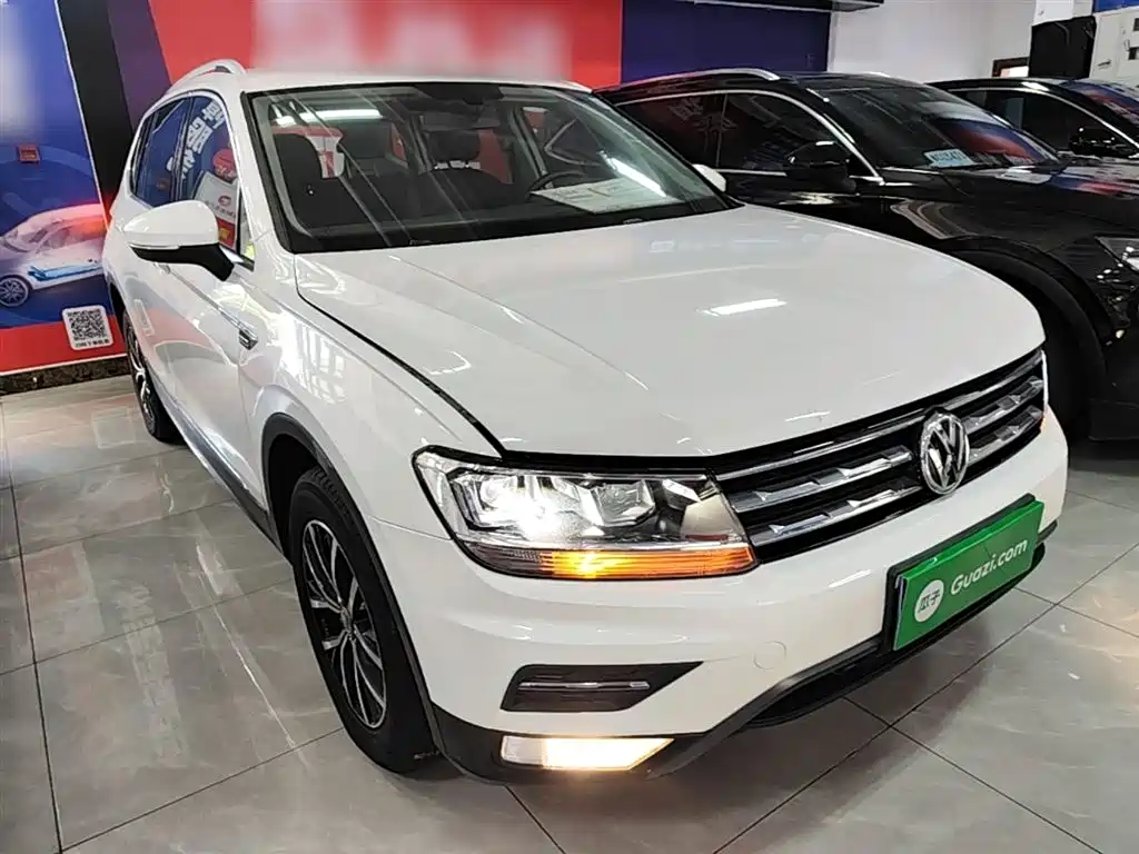 Volkswagen Tiguan L 2018 330TSI Automatic 2WD Comfort Edition фото 4