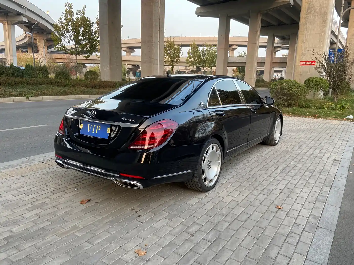 Mercedes-Benz S-Class фото 3