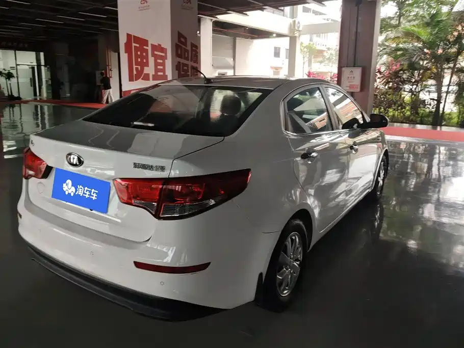 Kia K2 2015 Sedan 1.4L MT GLS фото 3