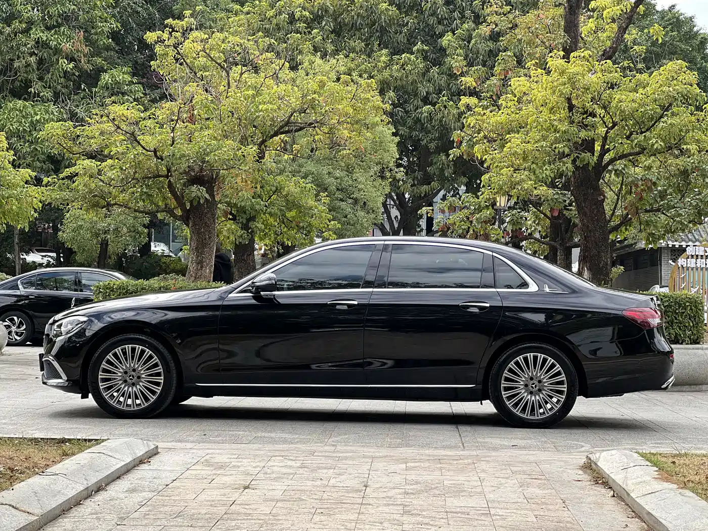 Mercedes-Benz E-Class 2023 Facelift E 300 L Fashion фото 8