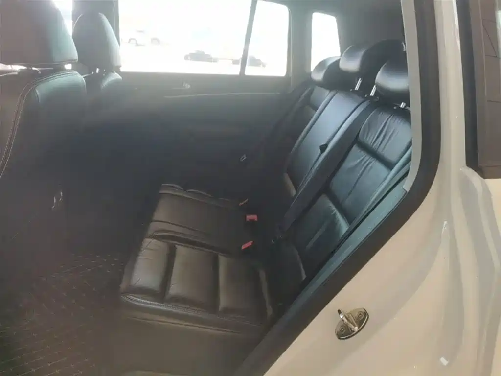 Volkswagen Tiguan 2016 280TSI Automatic 2WD Silk Road Comfort фото 17