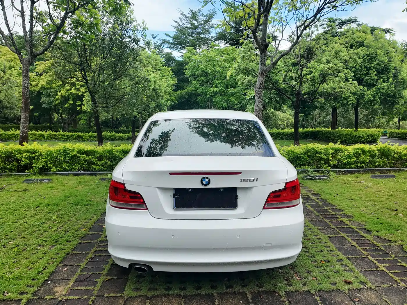 BMW 1 Series (Import) 2014 2011 120i Coupe