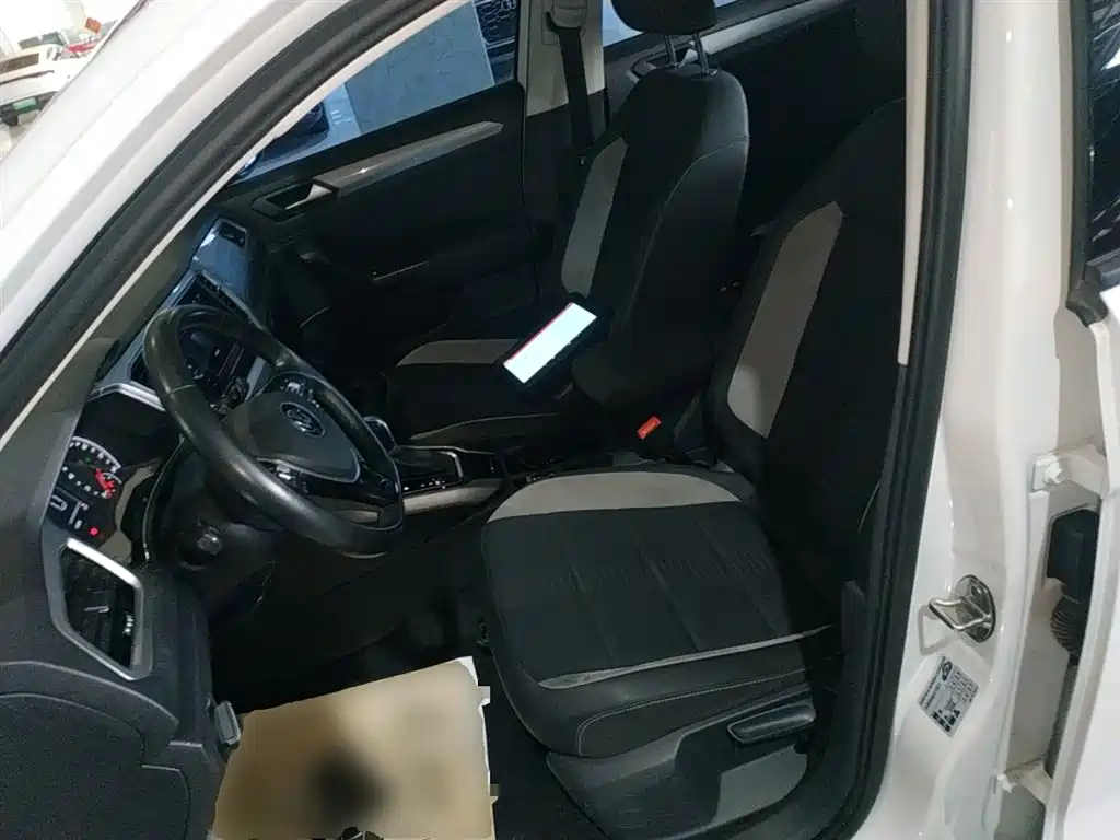 Volkswagen T-ROC 2022 280TSI DSG 2WD Elite PLUS фото 11