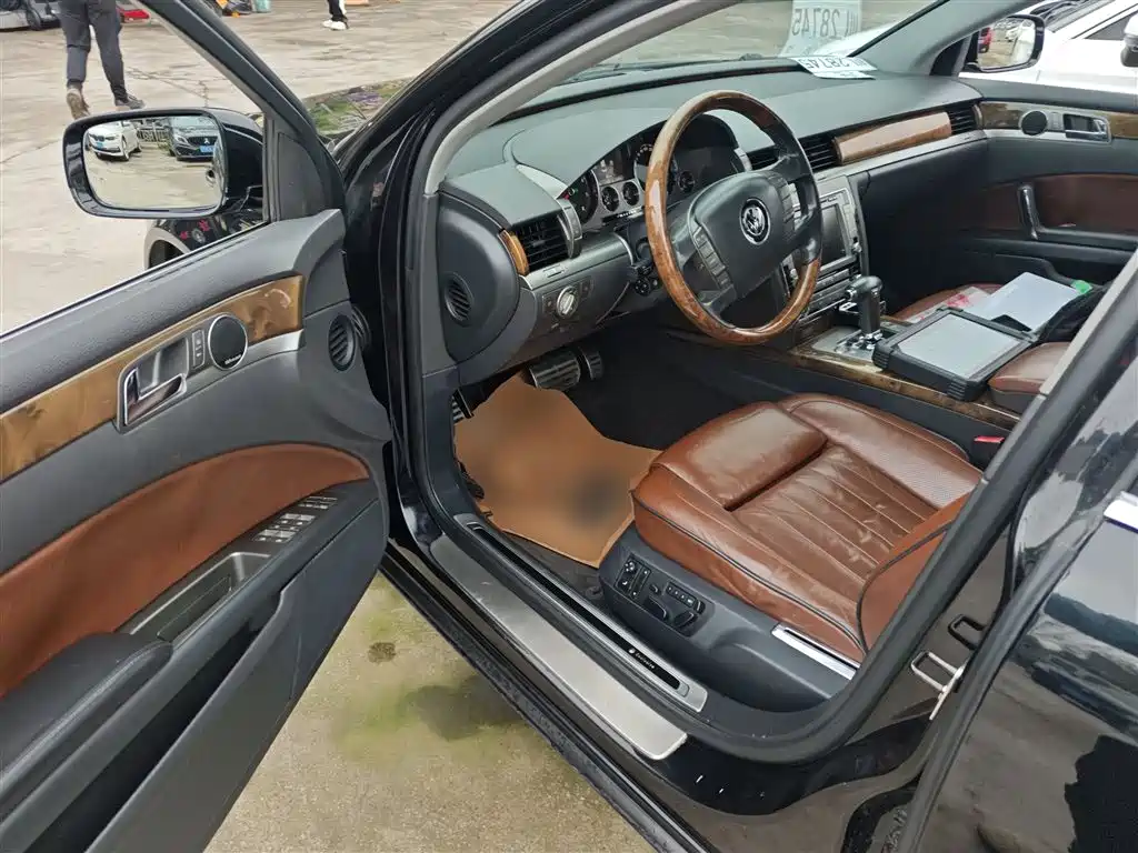 Volkswagen Phaeton 2012 3.0L Elite Custom фото 16