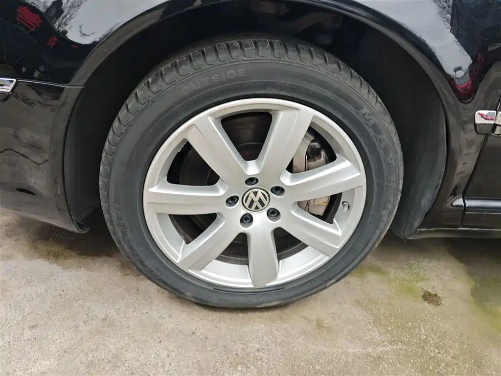 Volkswagen Phaeton 2012 3.0L Elite Custom фото 23
