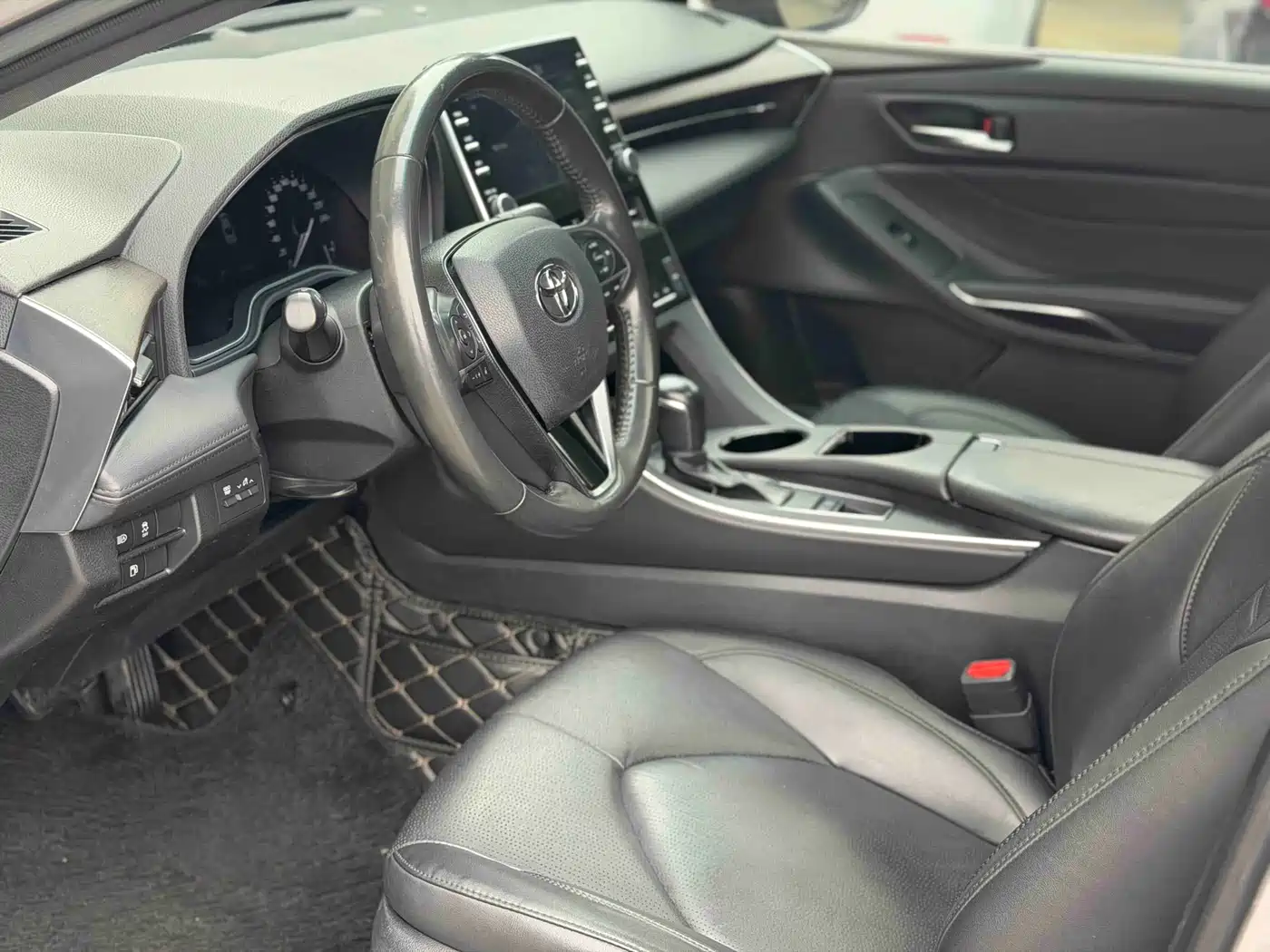 Toyota Avalon 2019 2.0L Luxury Edition (China VI) фото 12