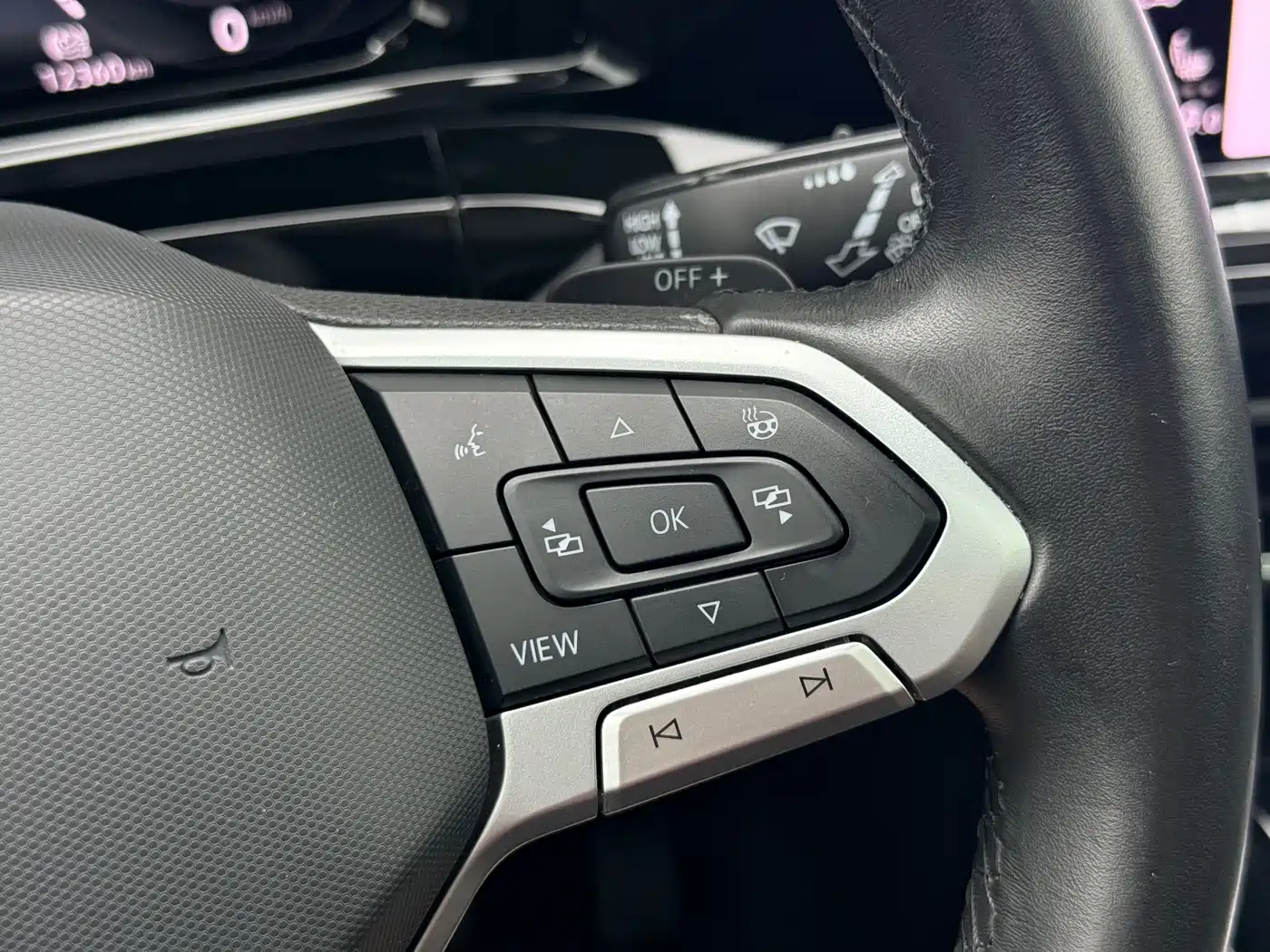Volkswagen Talagon 2022 380TSI 4WD Luxury Premium Pro Edition 6-seater фото 32