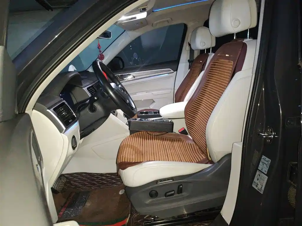 Volkswagen Teramont 2017 530 V6 4WD Flagship Edition фото 8