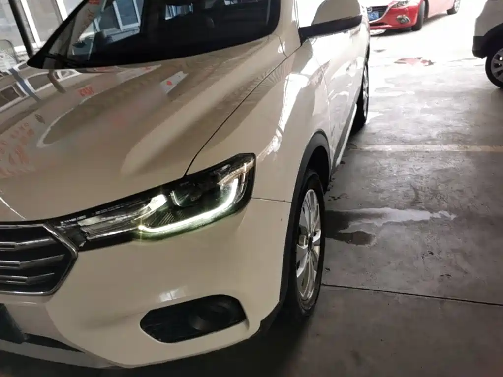Photo 24 - Haval H2s