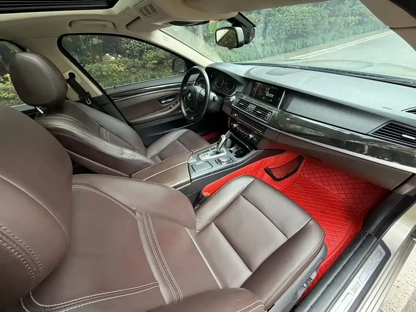 BMW 5 Series 2014 525Li Luxury Design Package фото 6