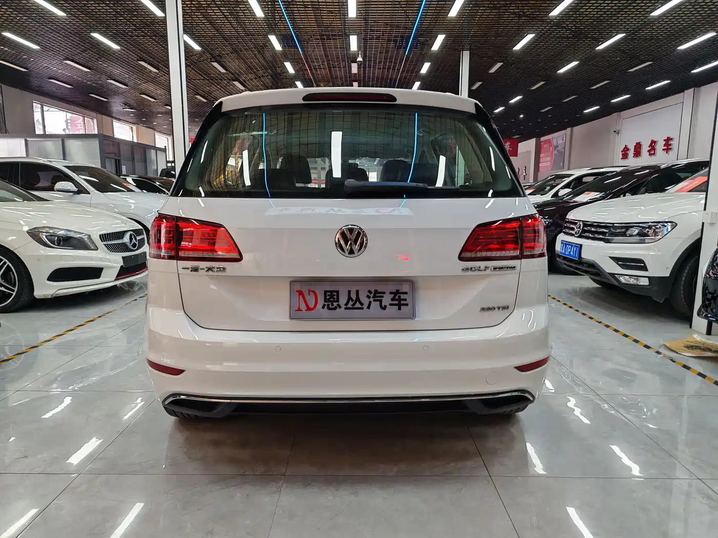 Volkswagen Golf Sportsvan 2020 280TSI Automatic Curiosity фото 7