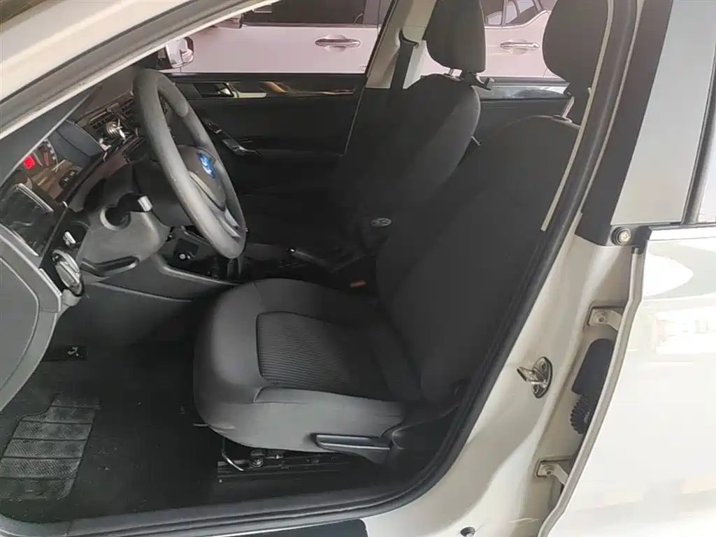 Volkswagen Santana 2018 1.5L Manual Trend Edition фото 15