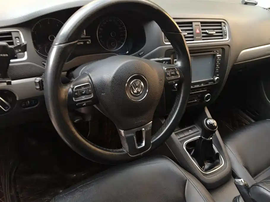 Volkswagen Sagitar 2014 1.4TSI Manual Luxury фото 12